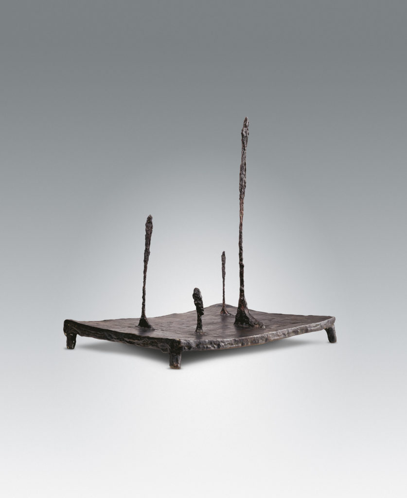 Alberto Giacometti, Place, trois figures, une tête, 1950